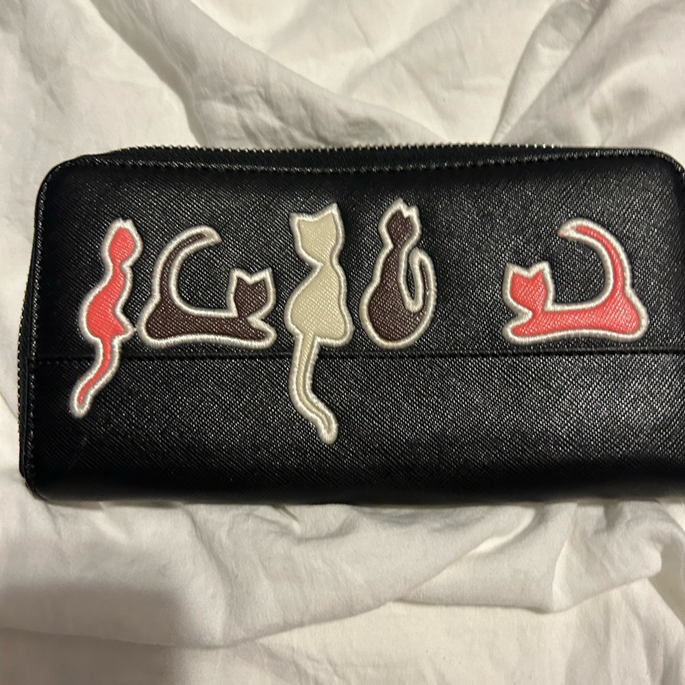 Leather cat wallet
